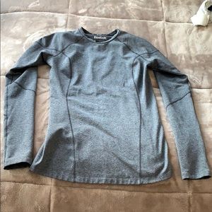 Reebok top